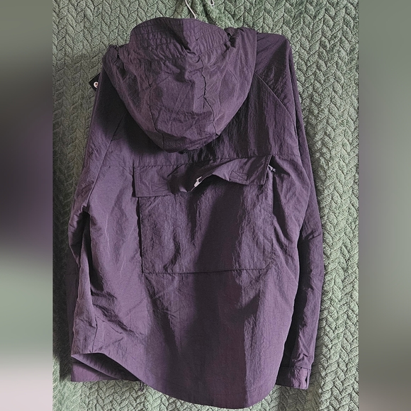 Black windbreaker jacket - Picture 6 of 6